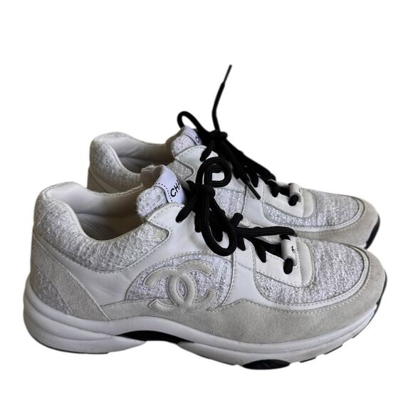 CHANEL Interlocking CC Logo Tweed Athletic Sneakers 38.5 - Picture 1 of 12